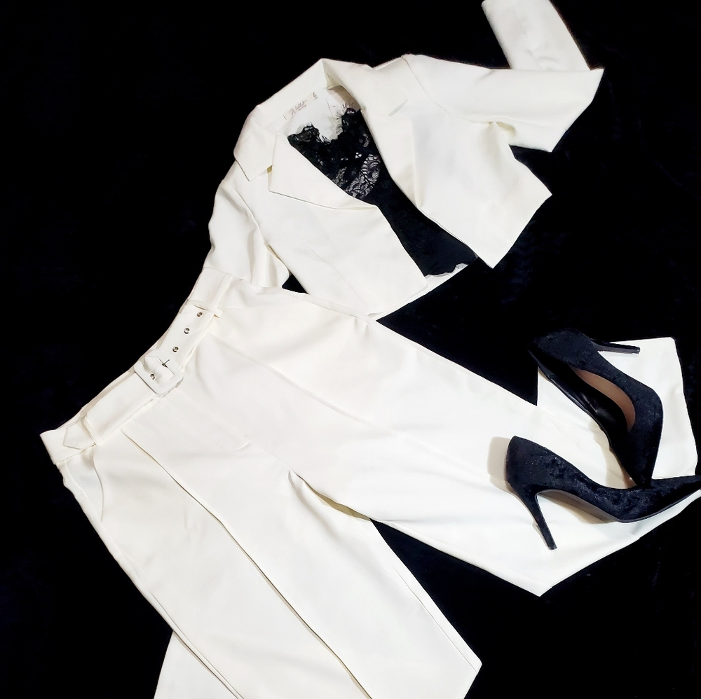 White sexy but elegant suit set